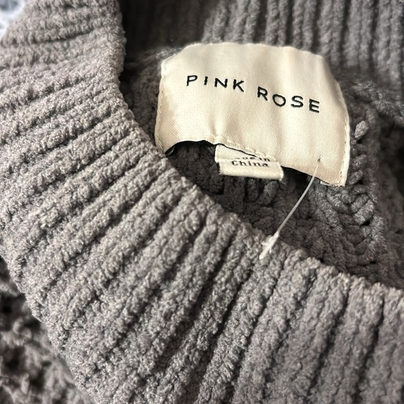 Pink Rose Knitted Sweater | SIZE M - Picture 3 of 4